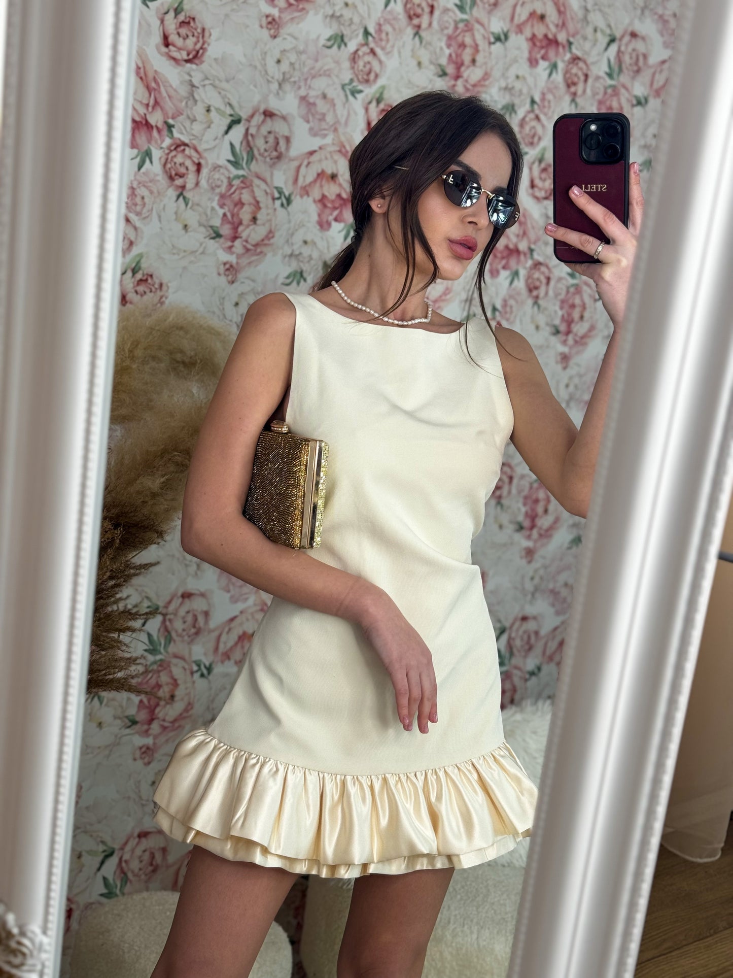 Rochie miraculoasă cu jambiere și pantaloni