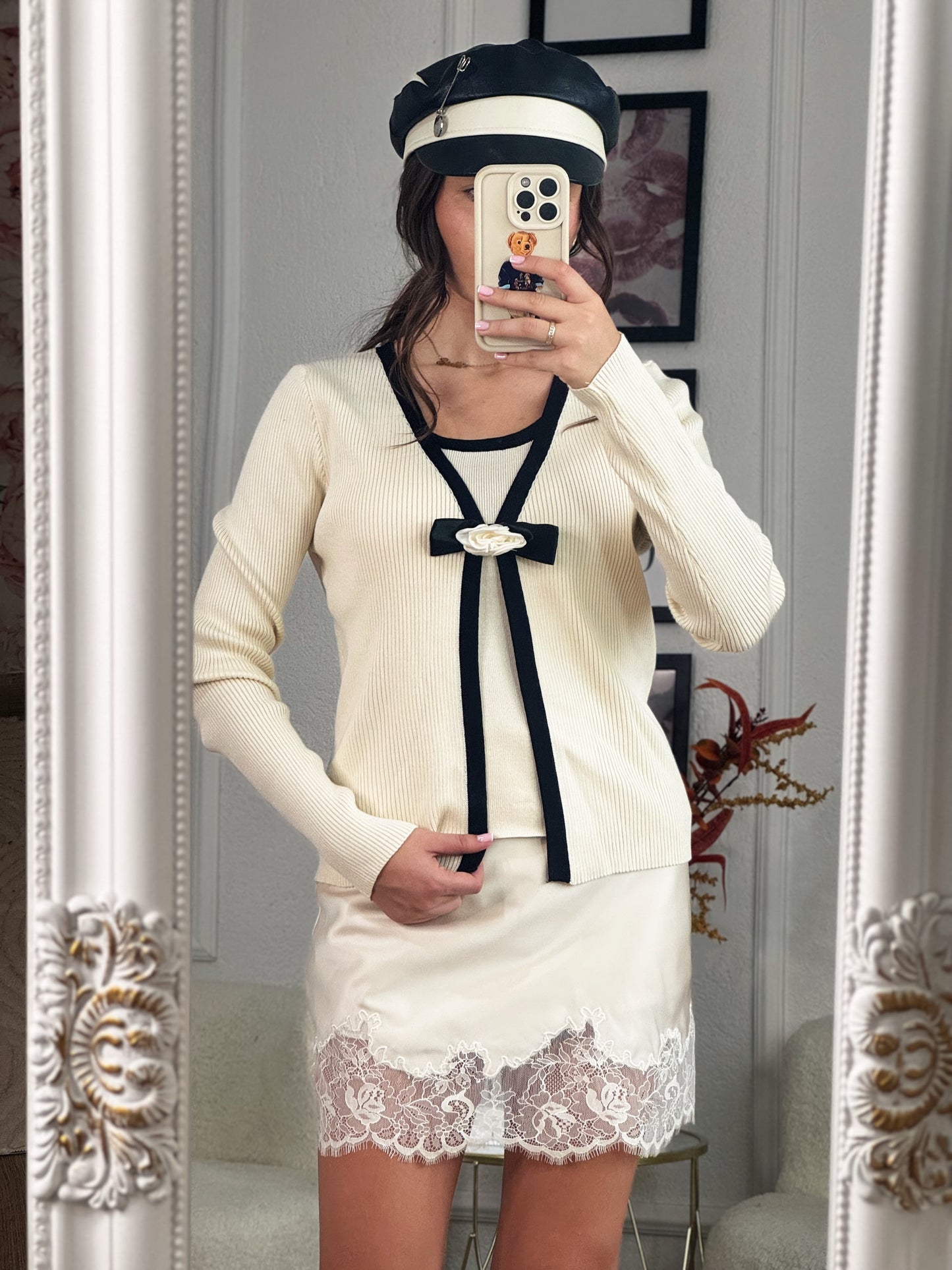 Жилетка с топ Francheska и брошка роза