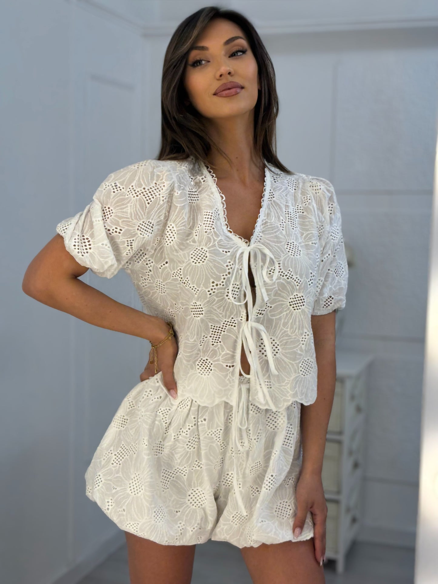 Selina set