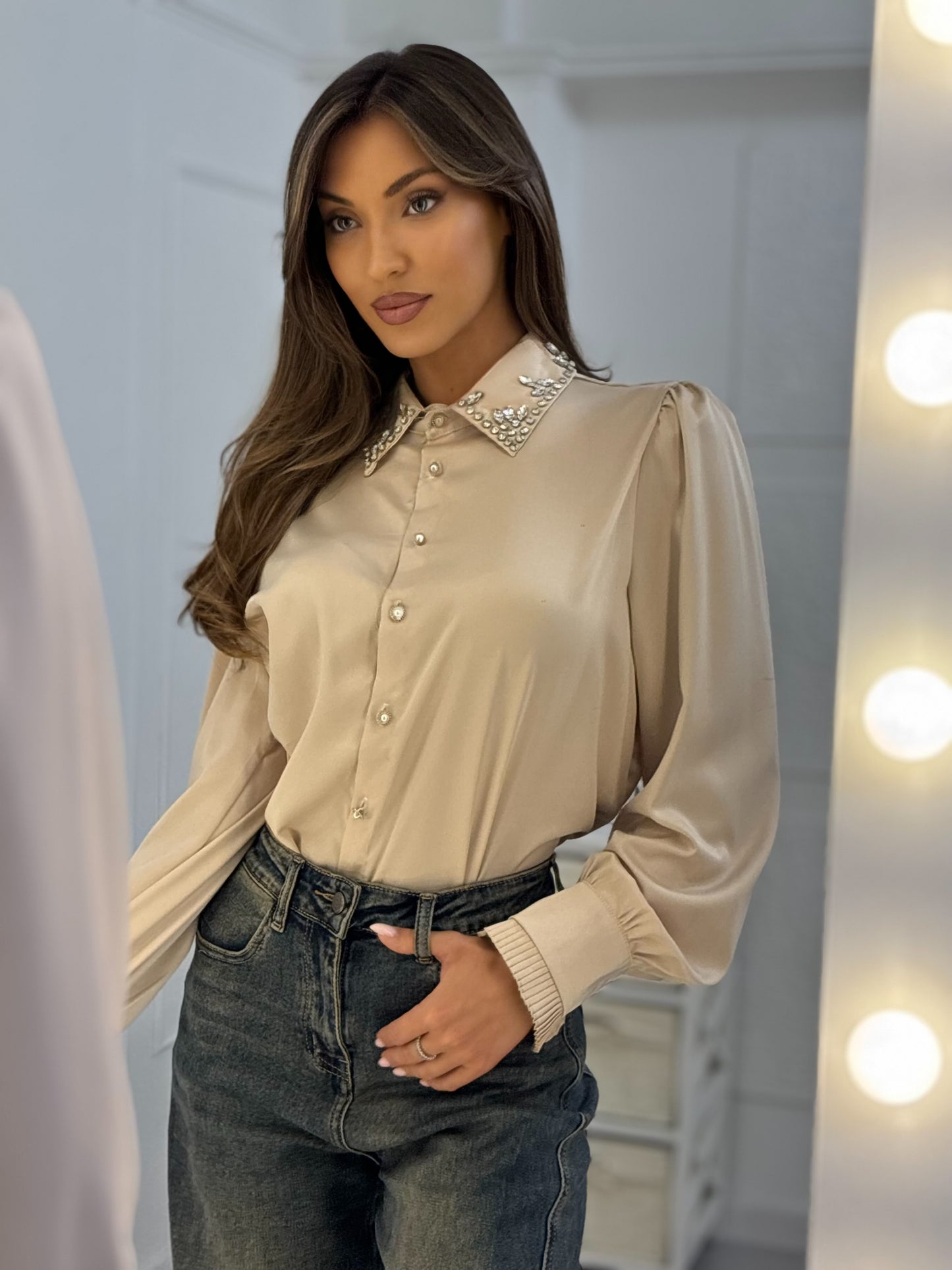 Сатенена риза Shine с подвижна панделка