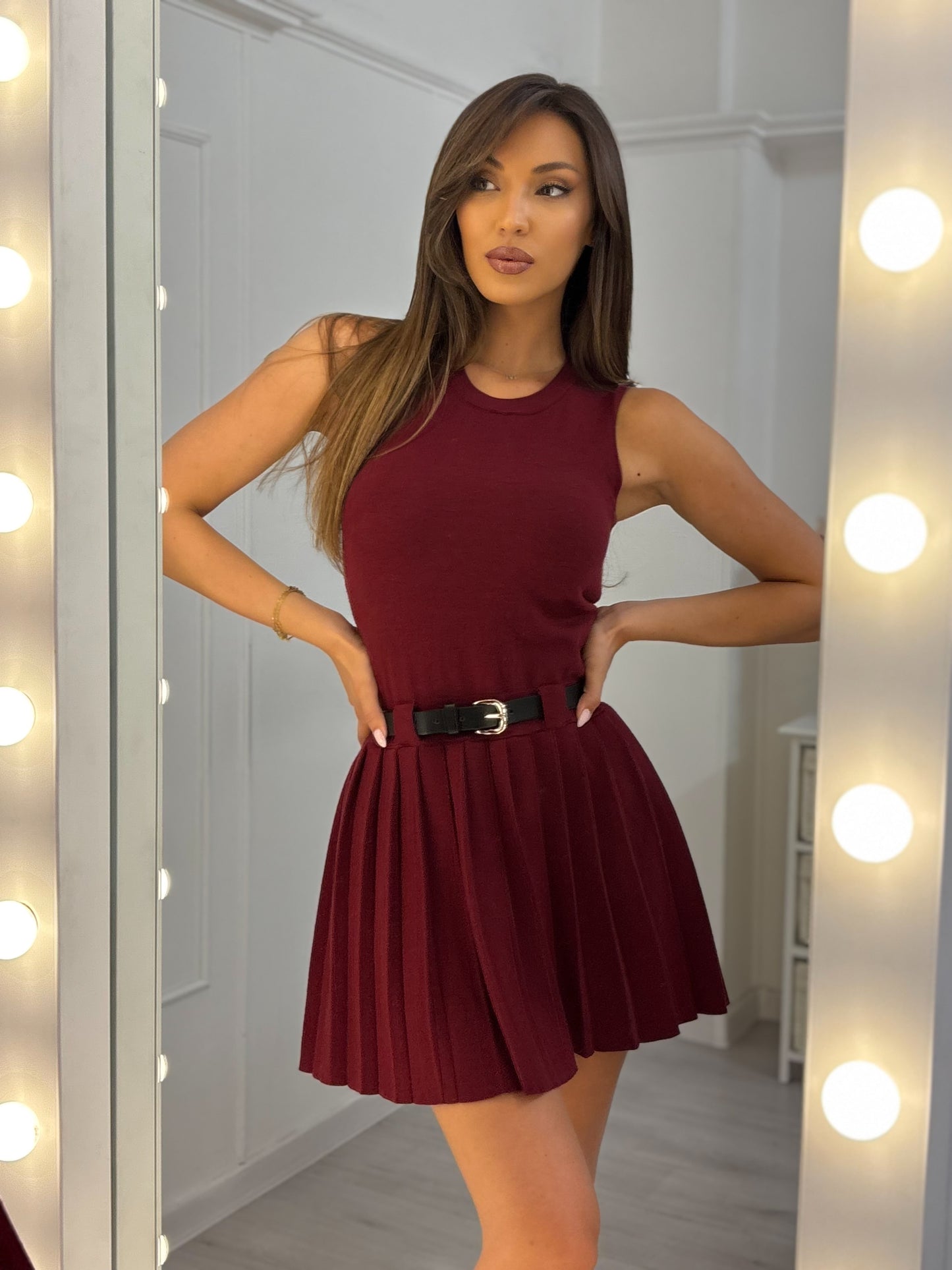 Рокля Bella с колан и жилетка