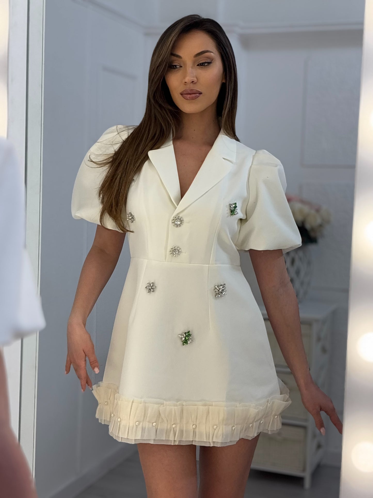 Rochie Olivia cu pietre și mâneci bufante