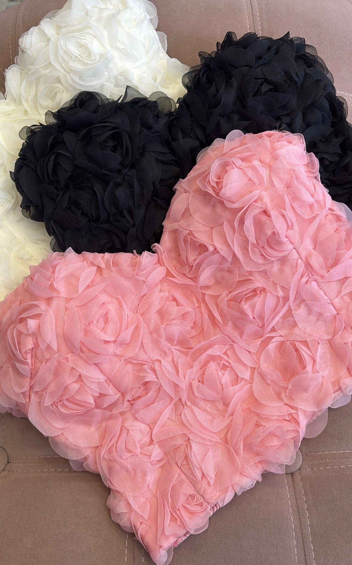 Бюстие Roses с рози от органза