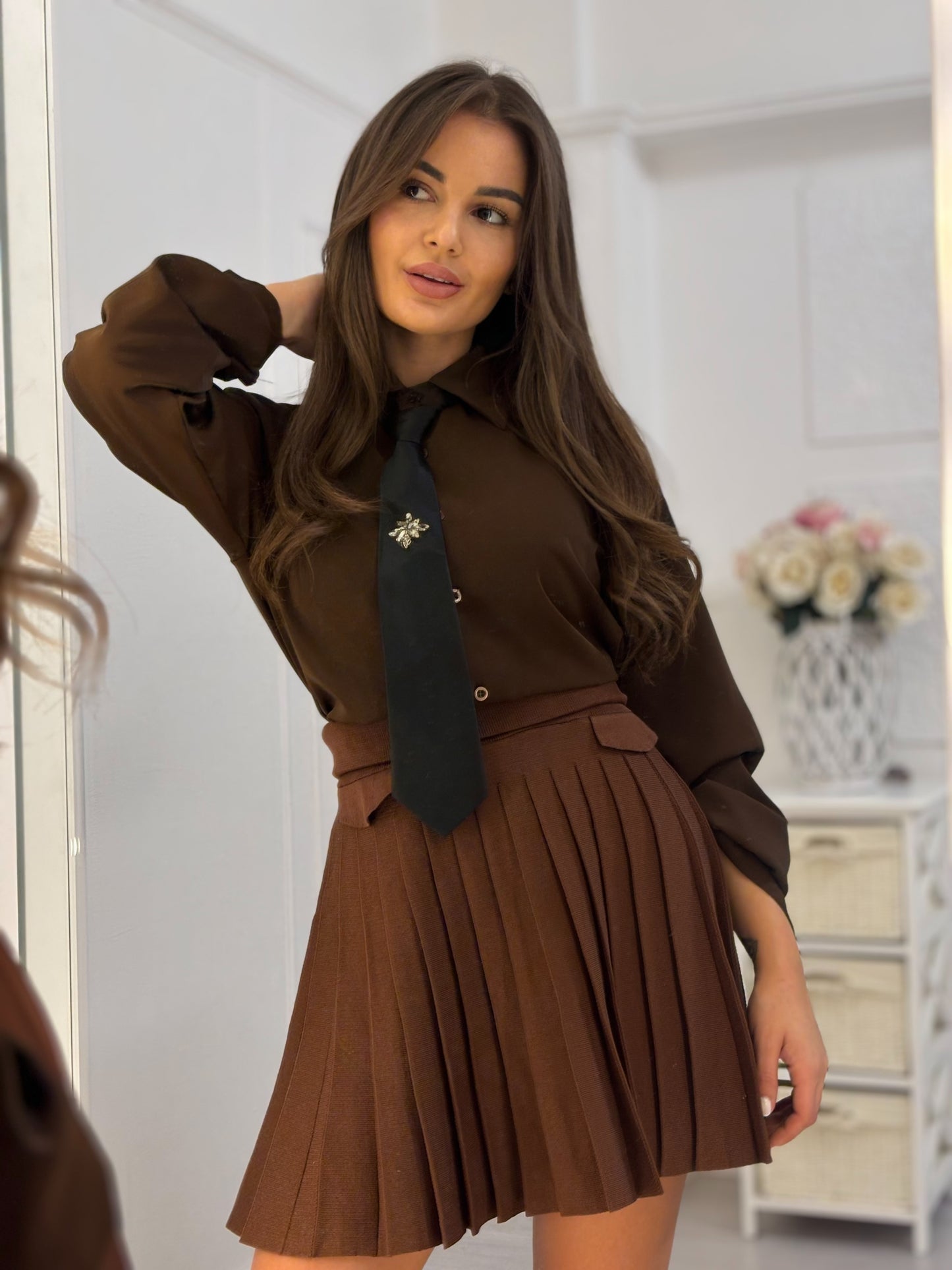 Сатенена риза с вратовръзка Vella