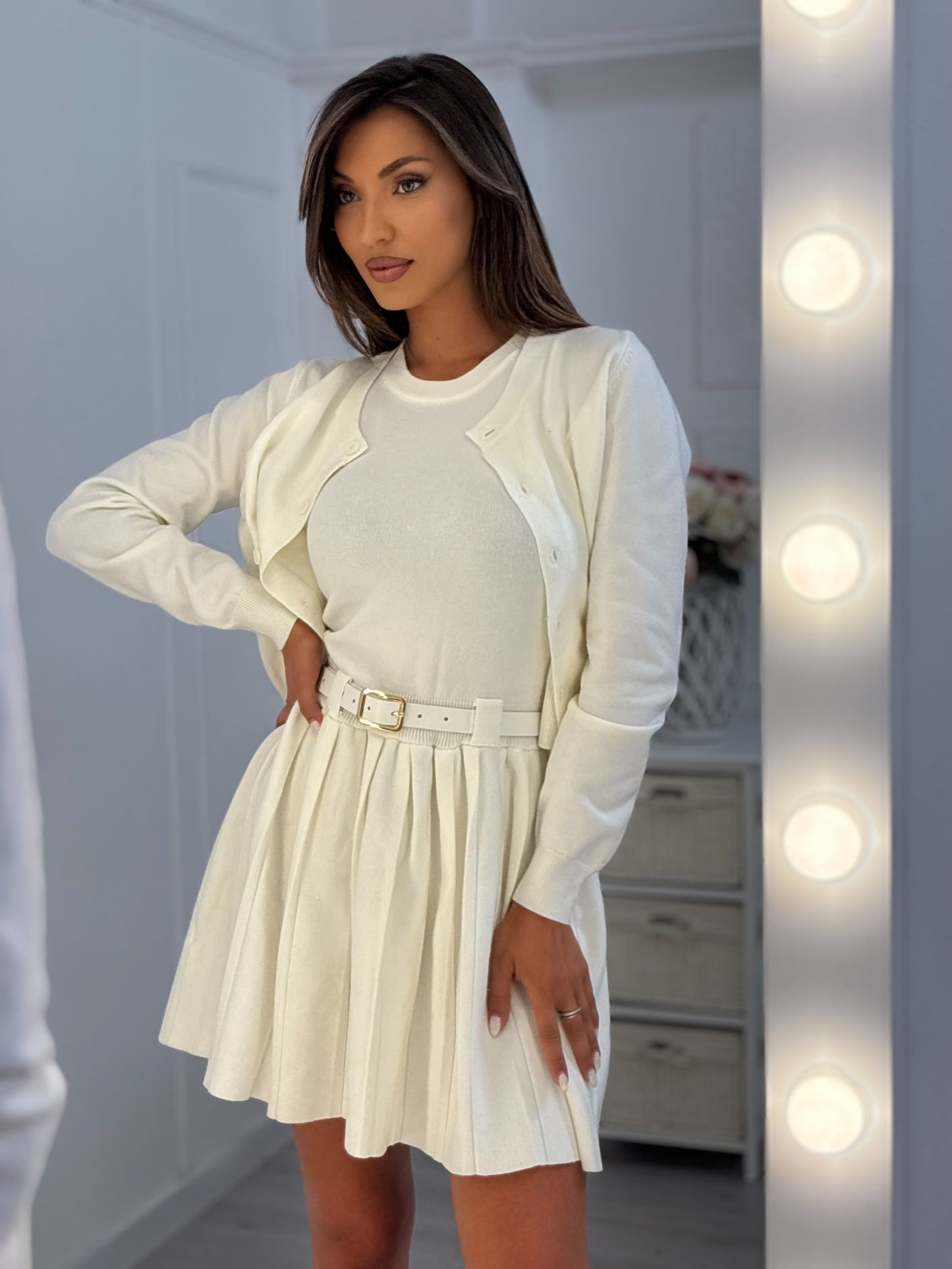 Рокля Bella с колан и жилетка