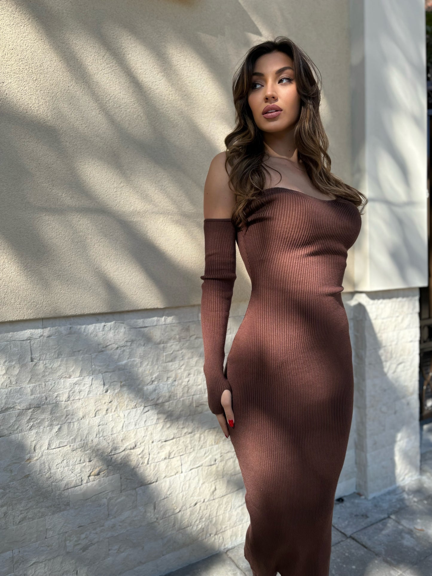 Milas midi dress made of tight rips