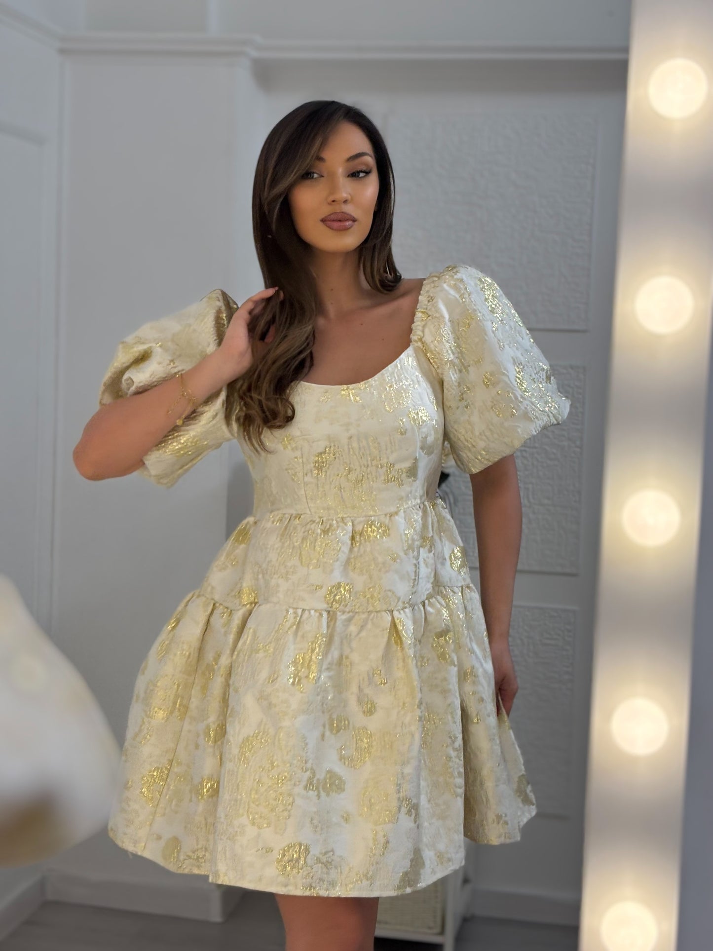 Glamour dress with gold effect