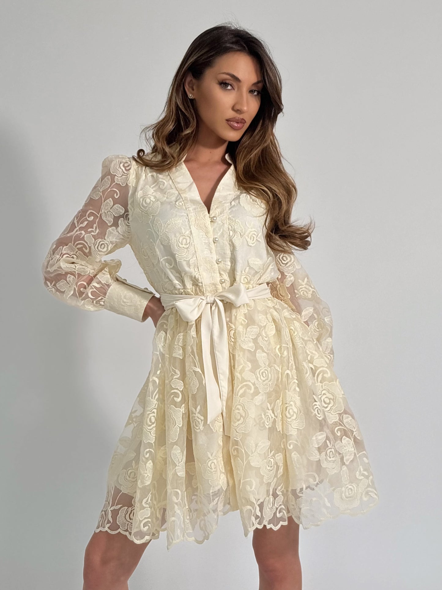 Дантелена рокля Malona с колан