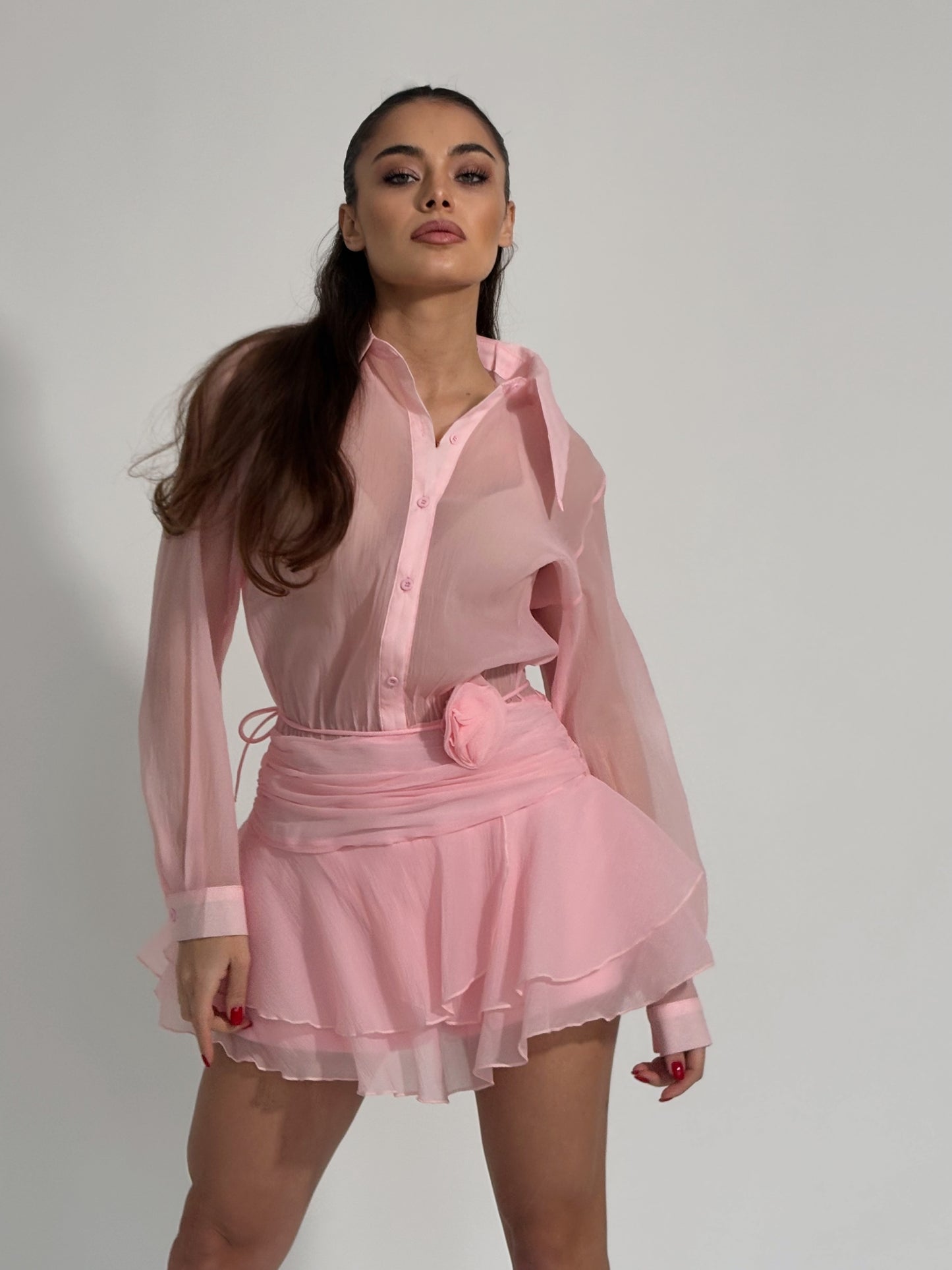 Рокля Bambina с подвижна роза