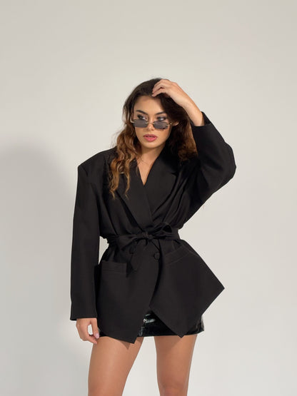 Блейзър Versana с колан