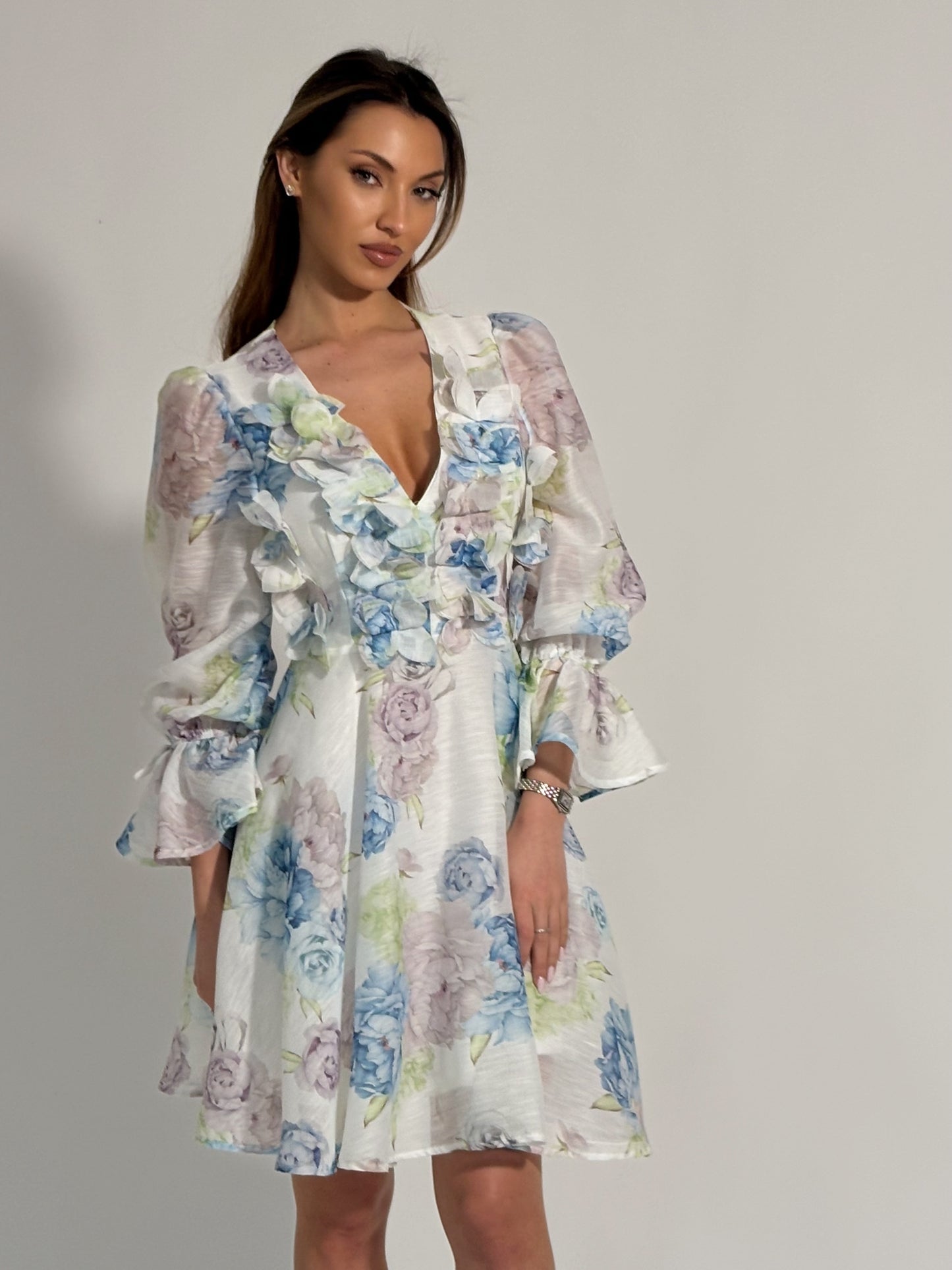 Рокля Flora с цветя