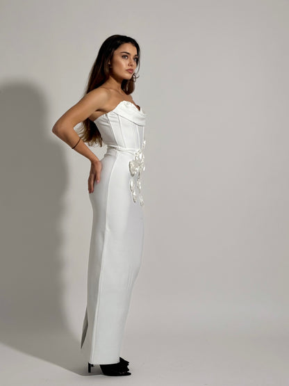 Бандажна рокля Emily с рози