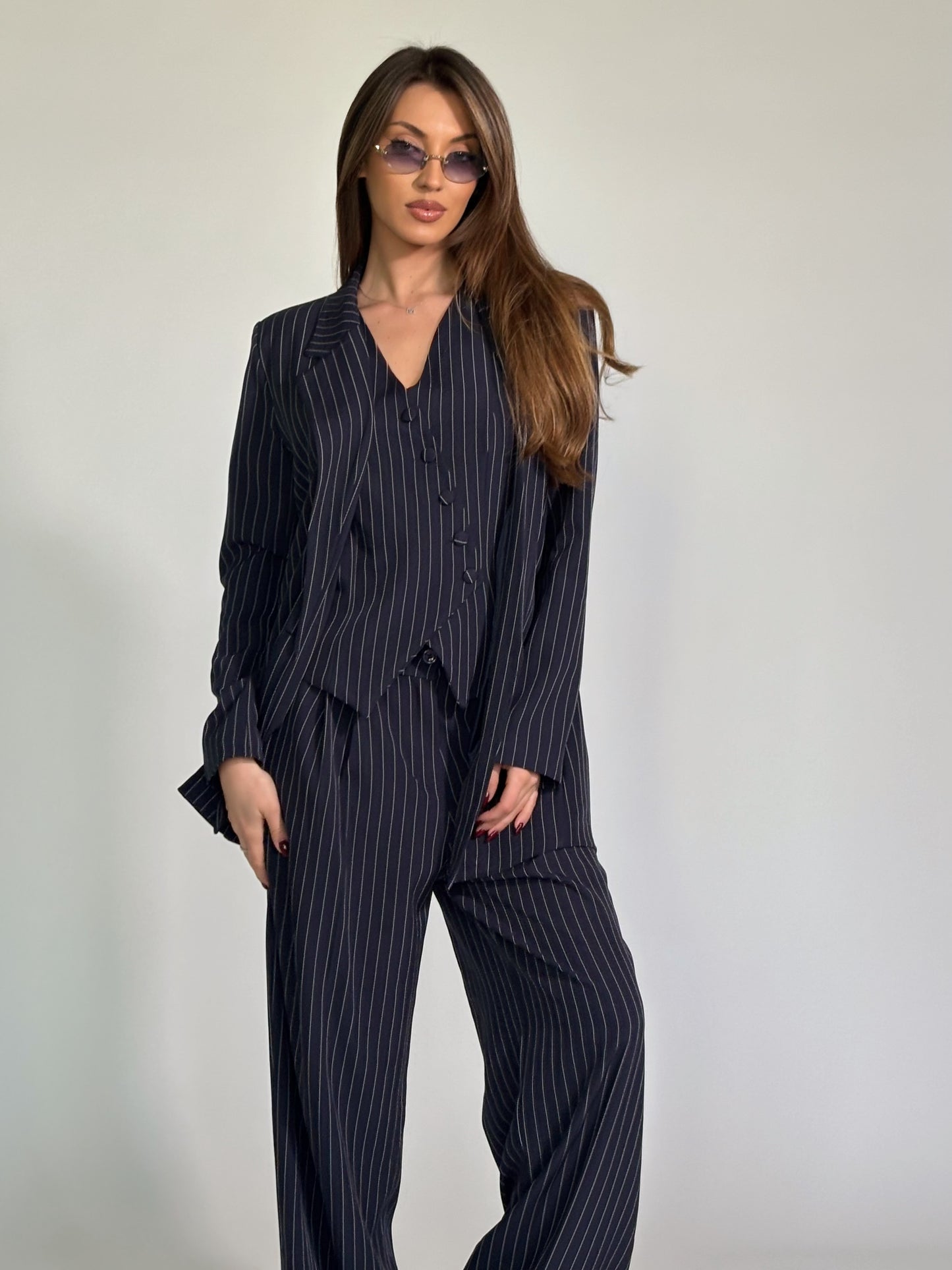 Комплект Lorina от три части