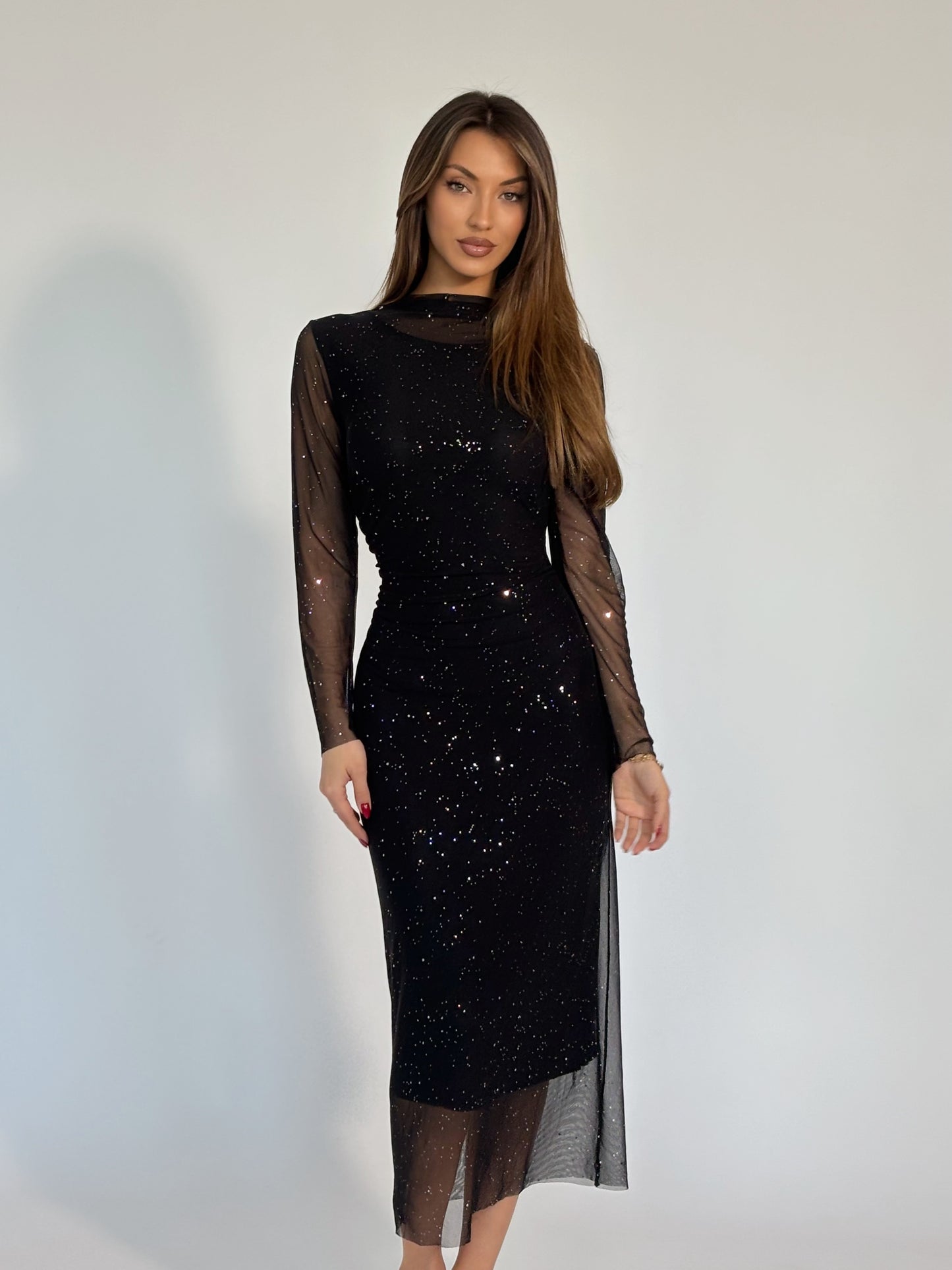 Тюлена рокля с лъскави частици Gia