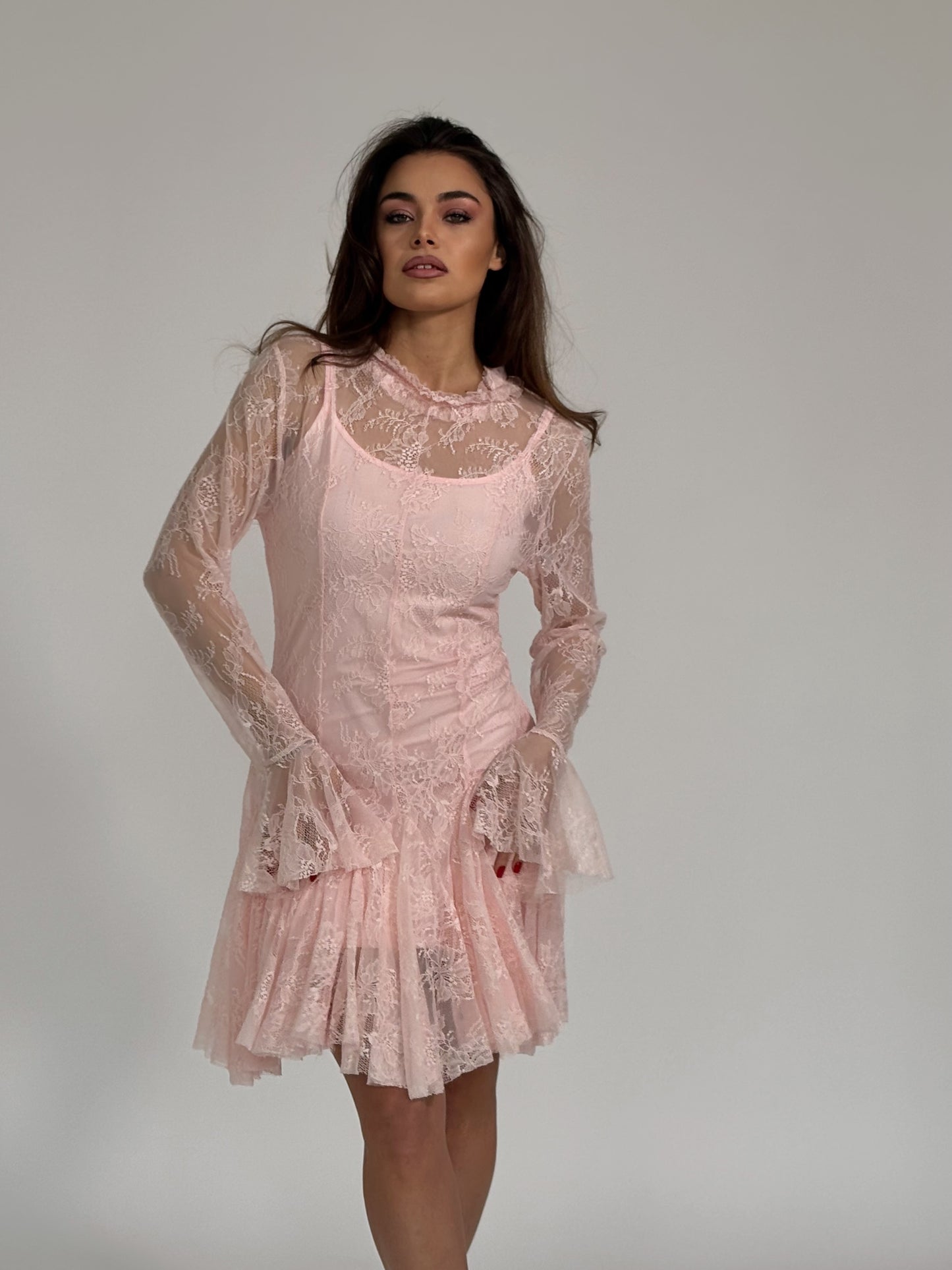 Дантелена рокля Talina