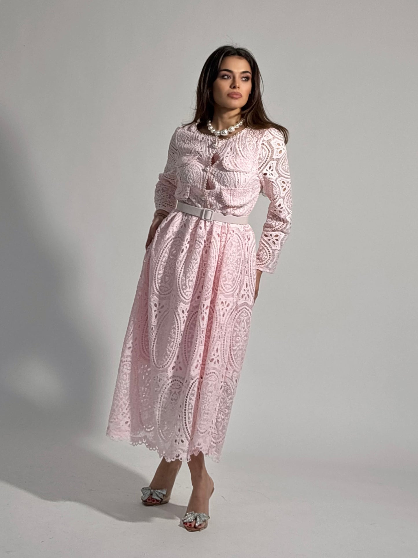 Дантелена рокля Yara