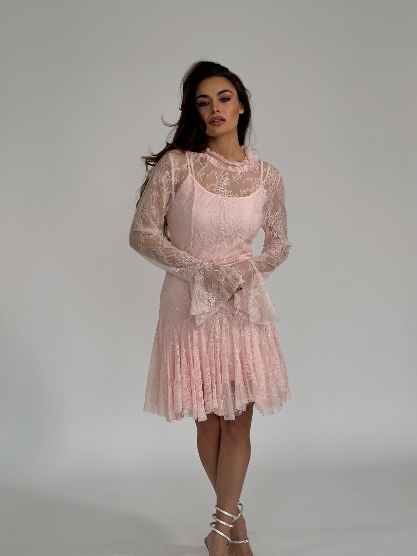 Дантелена рокля Talina