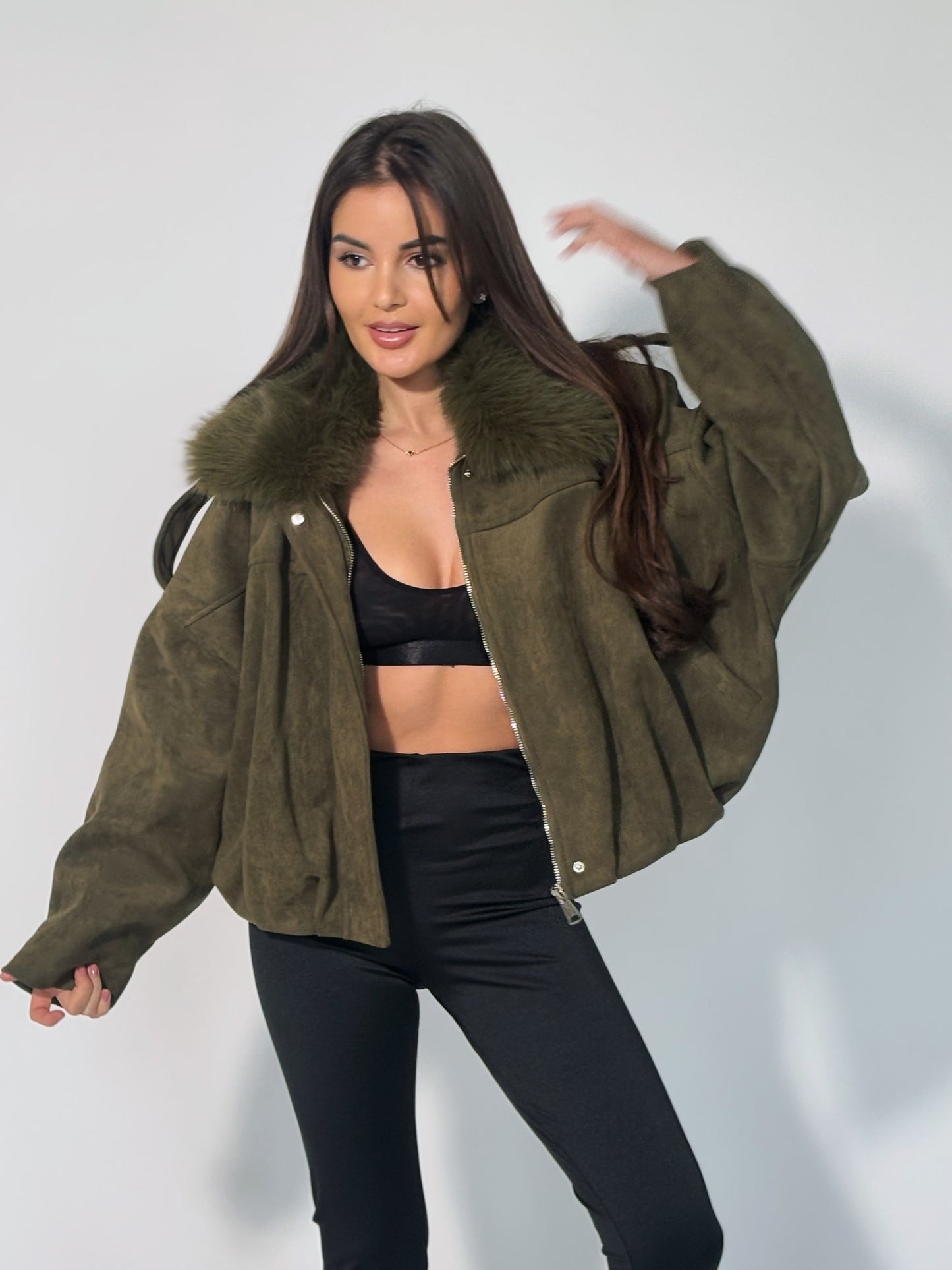 Велурено яке Romanita с пух