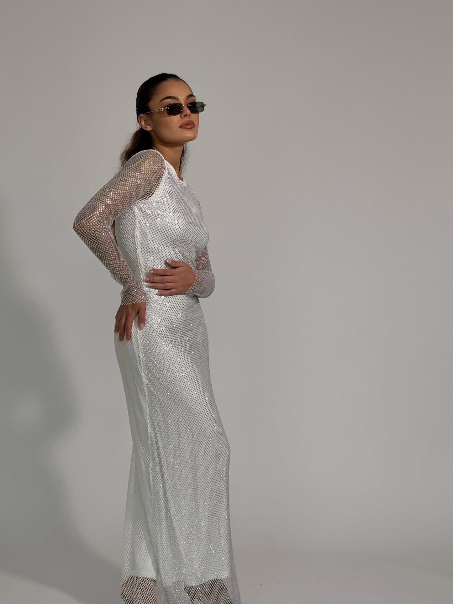 Рокля Beatrisa от мрежа с блясък