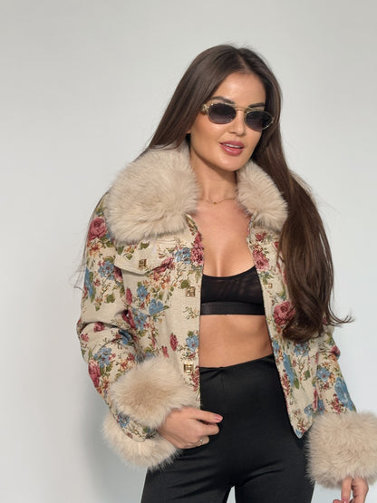 Яке Stellita с бродерия и пух