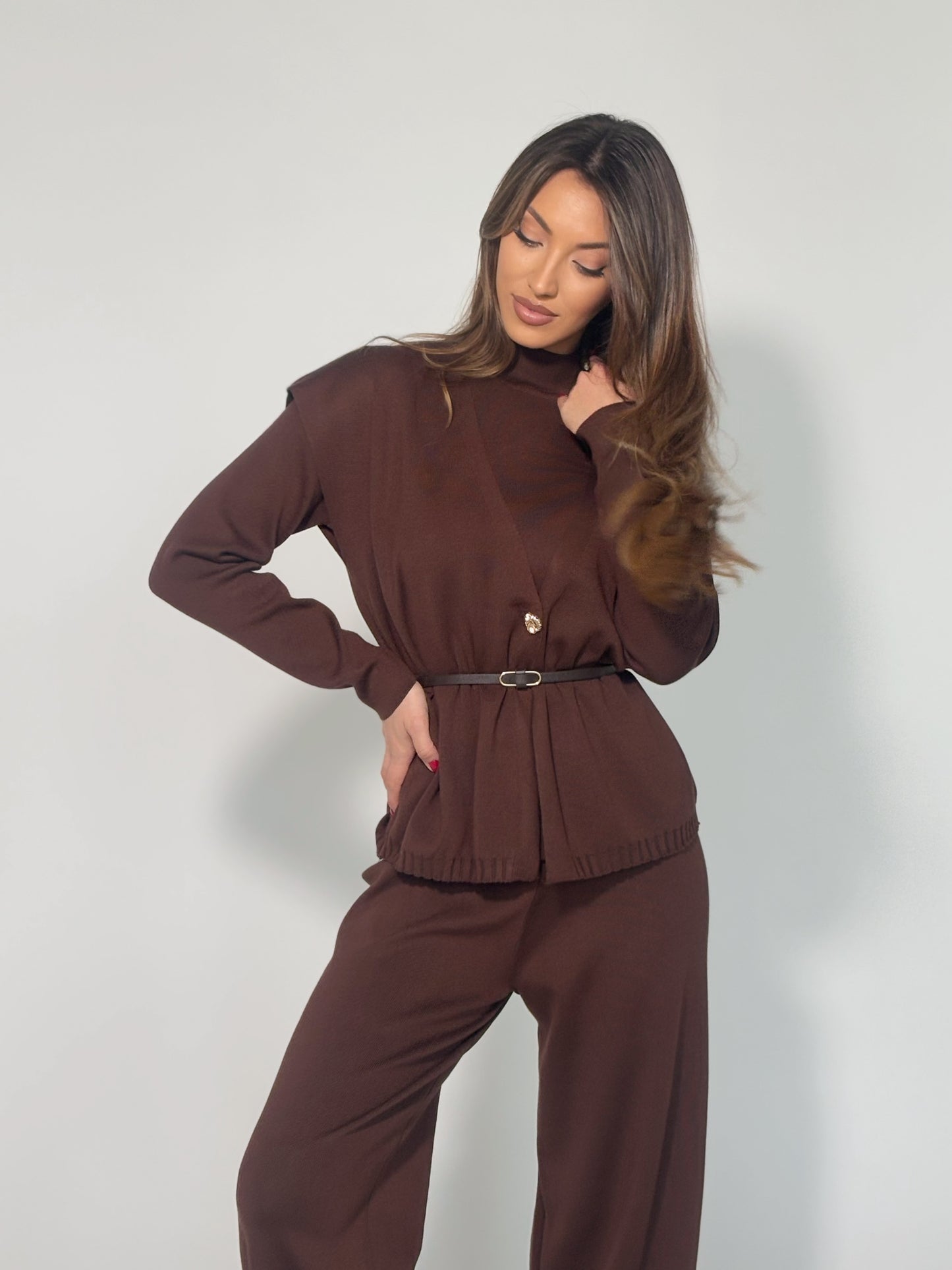 Комплект Leila от три части и колан