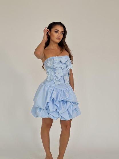 Рокля Vanella с 3D цветя