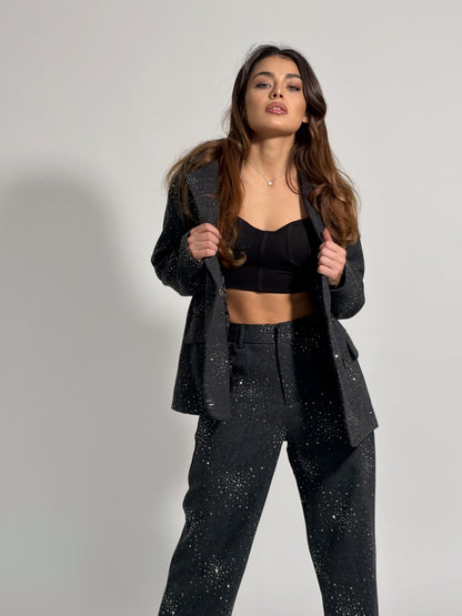 Костюм Viola с камъни и вълна