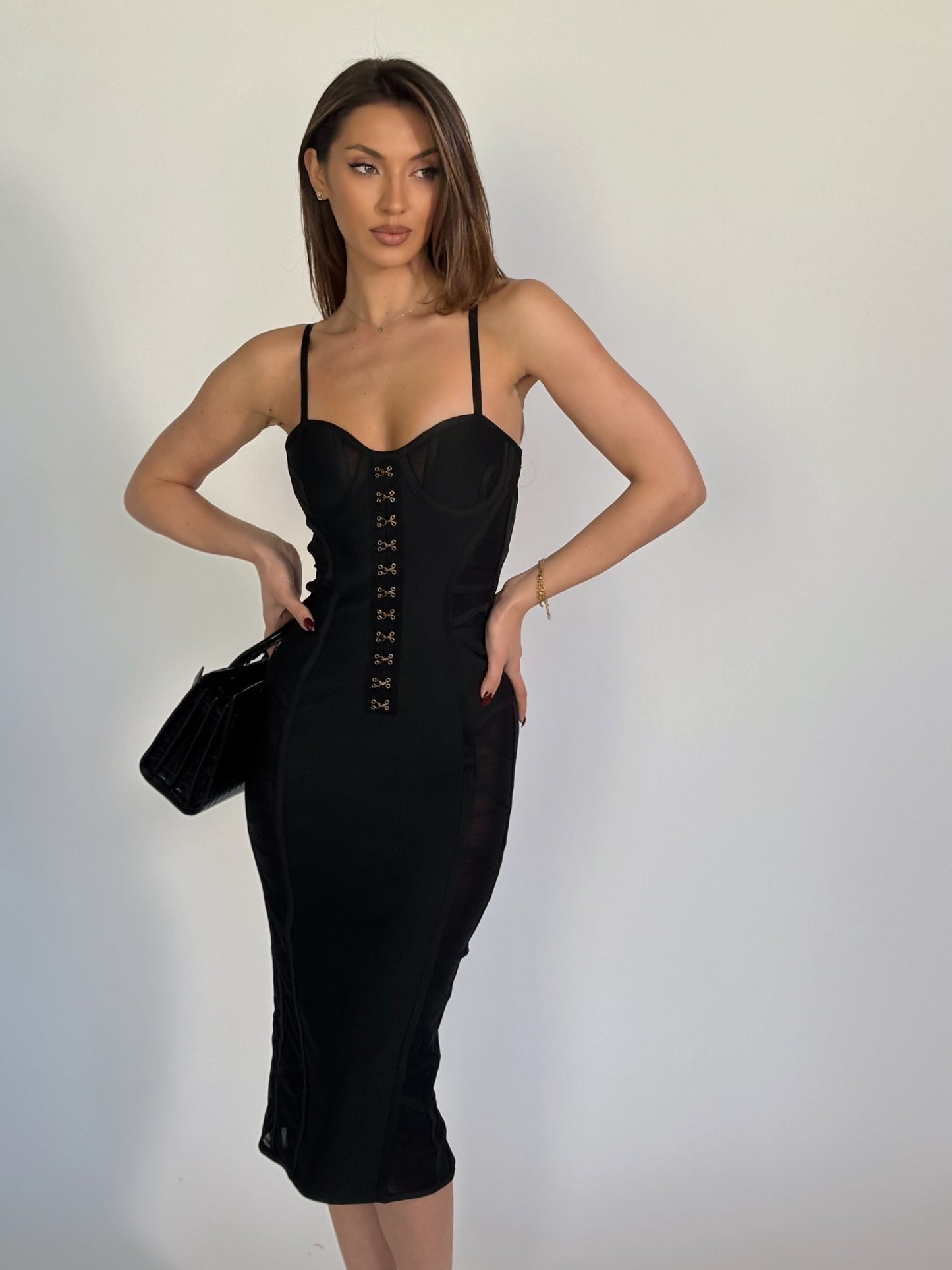 Бандажна рокля Valenita