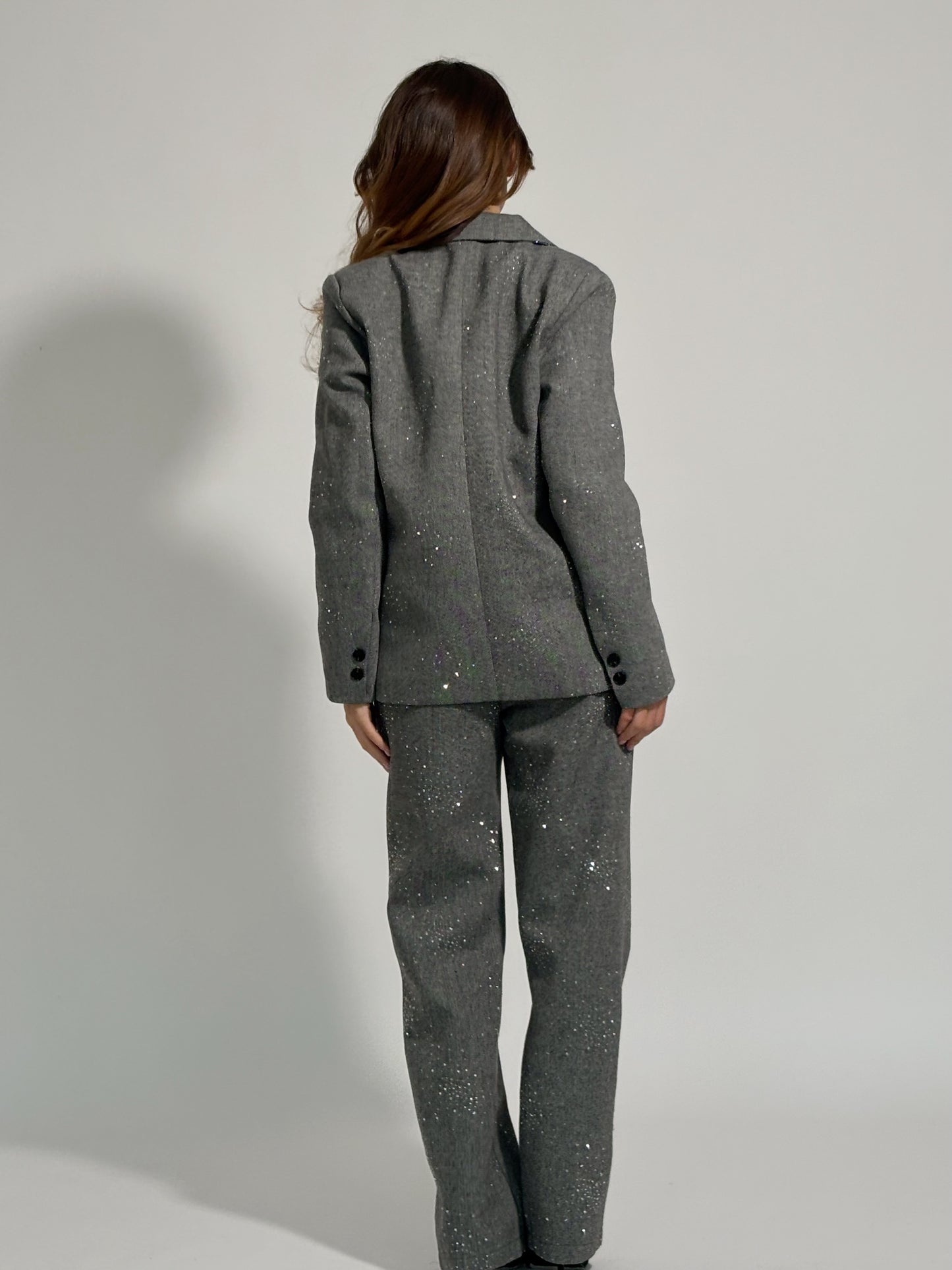 Костюм Viola с камъни и вълна