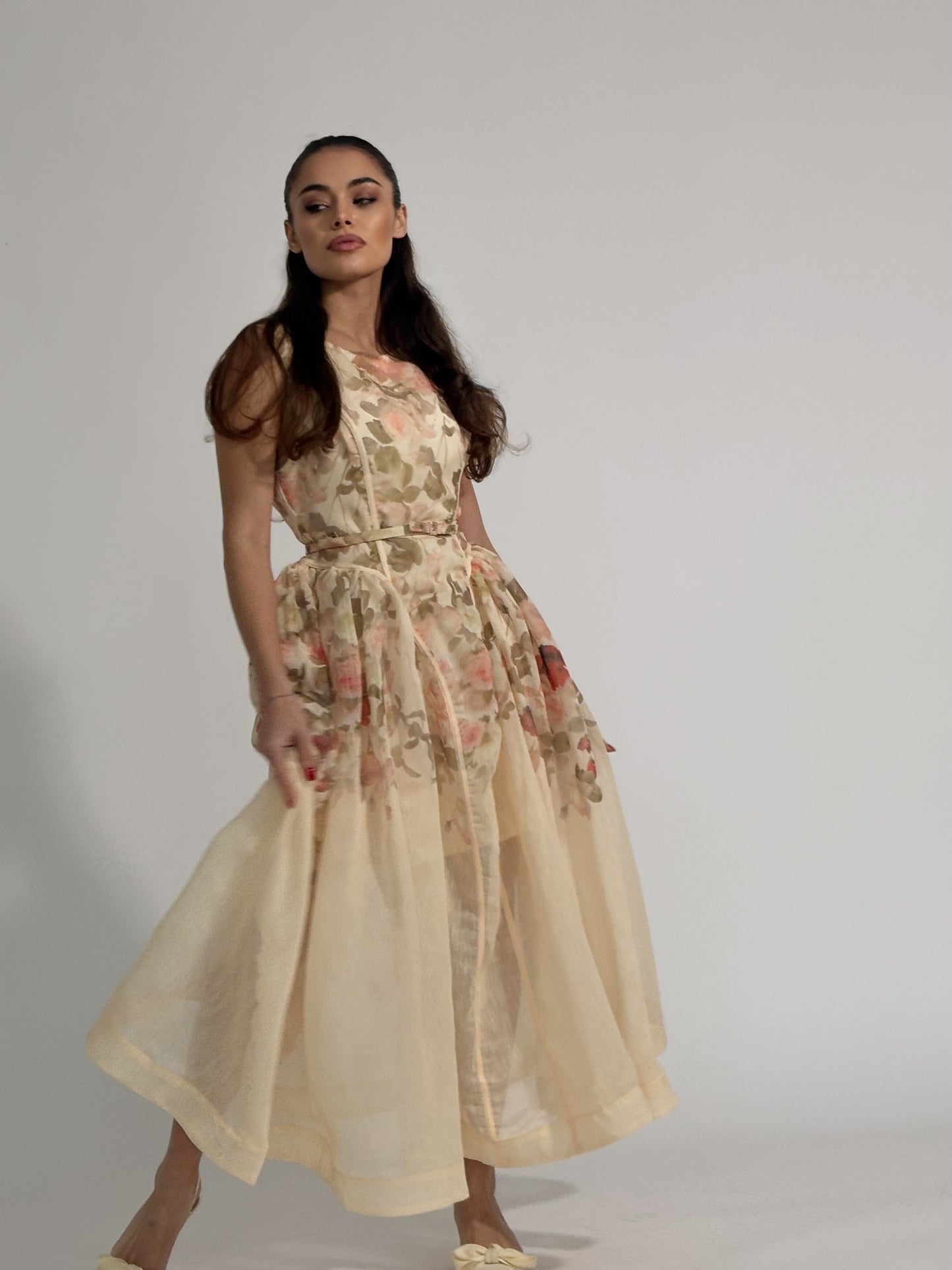 Rochie barocă cu curea panglică