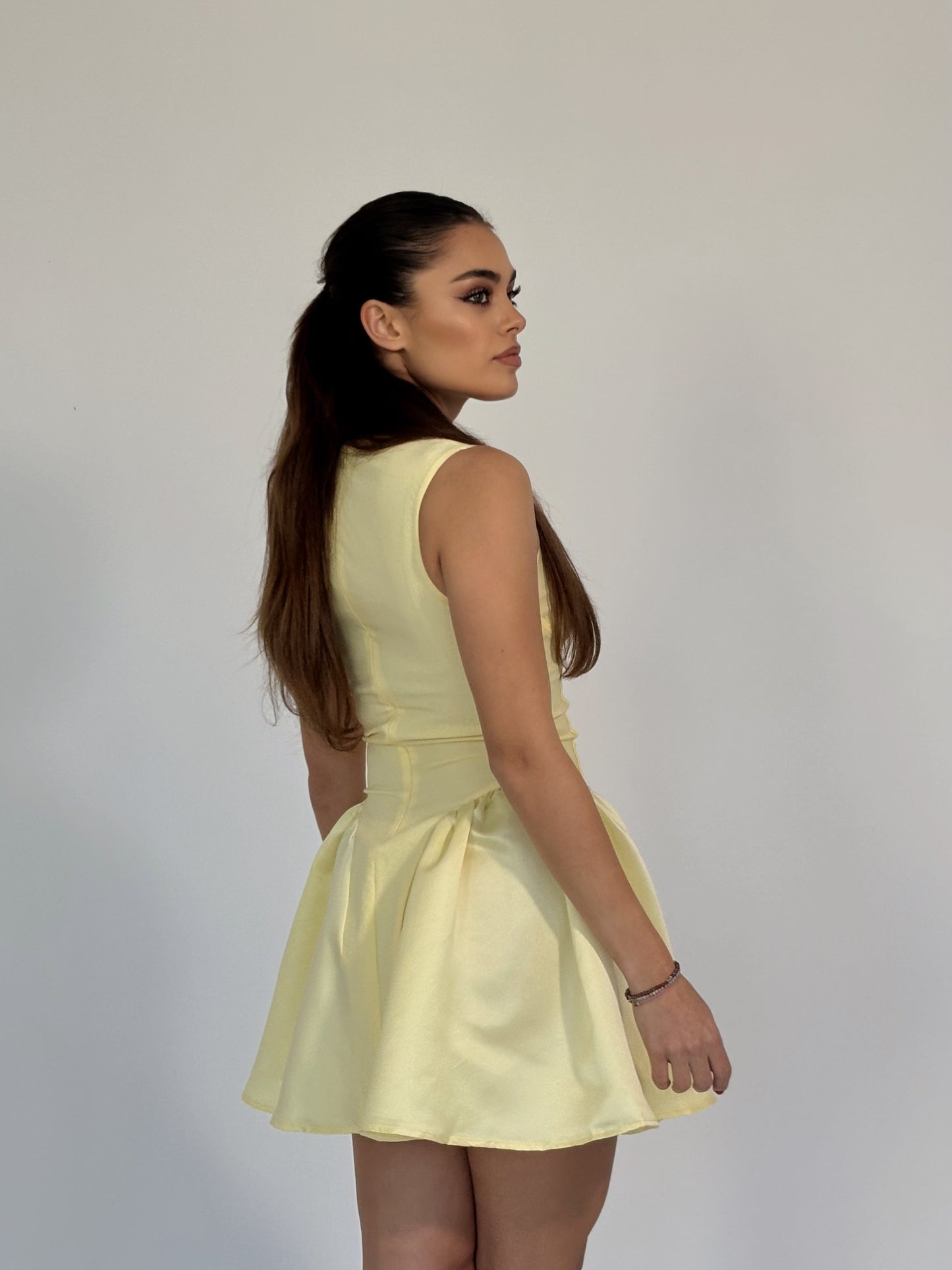 Рокля Lolla със сатен