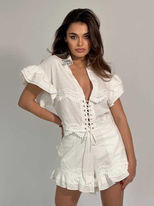 Aida set with lace and stones