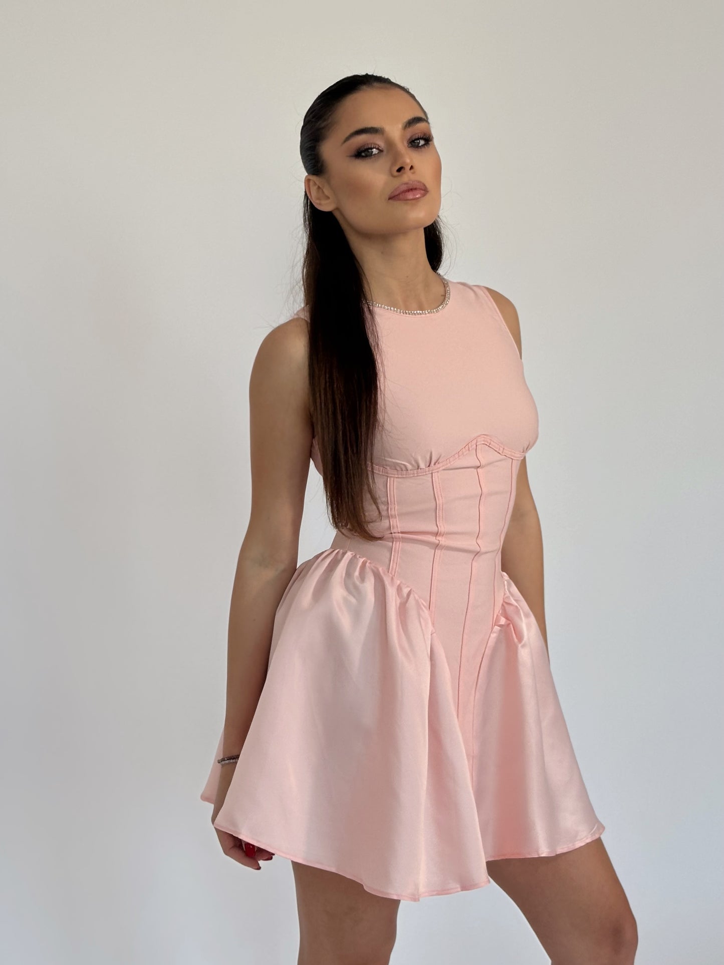 Рокля Lolla със сатен