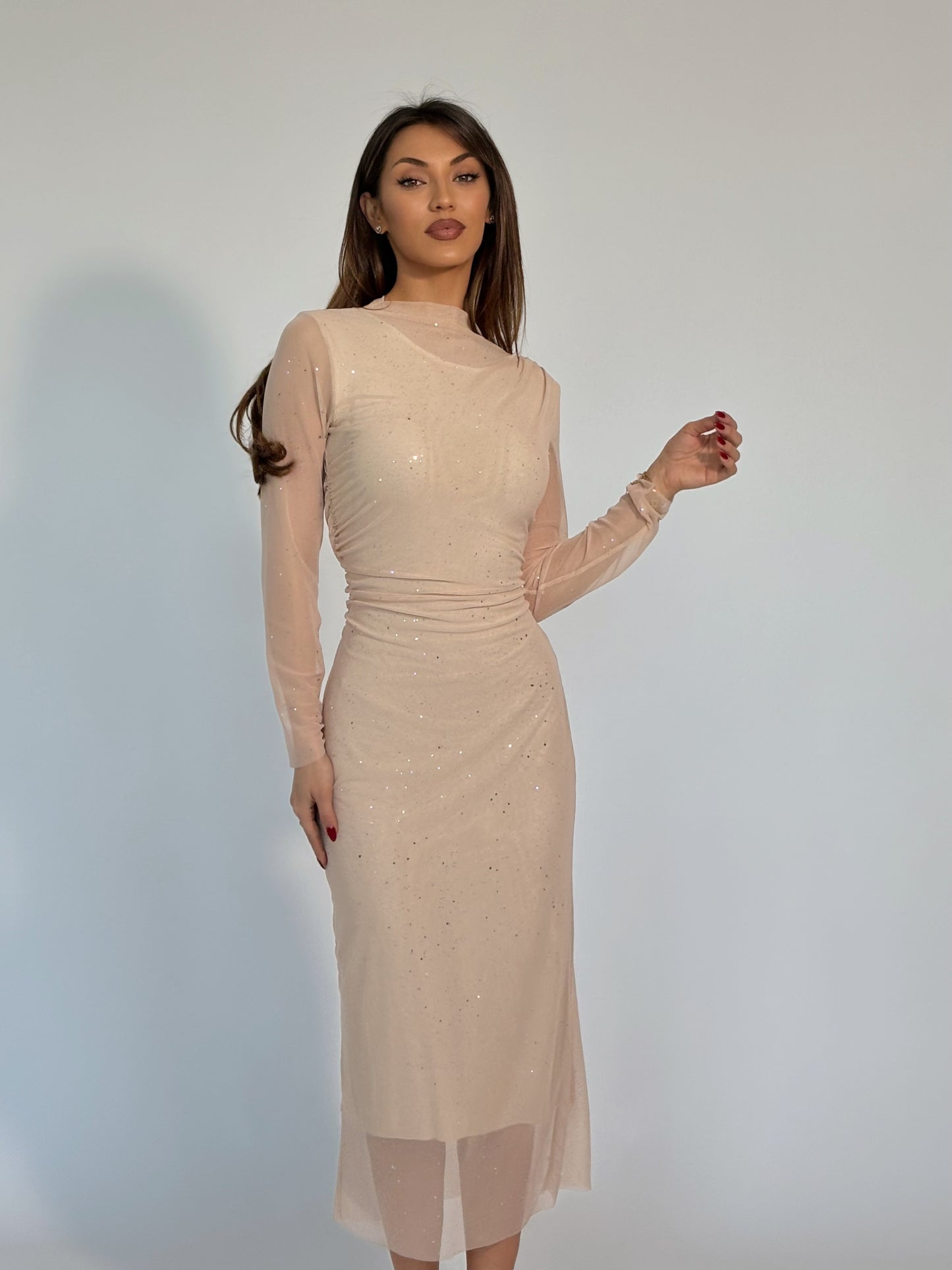 Тюлена рокля с лъскави частици Gia