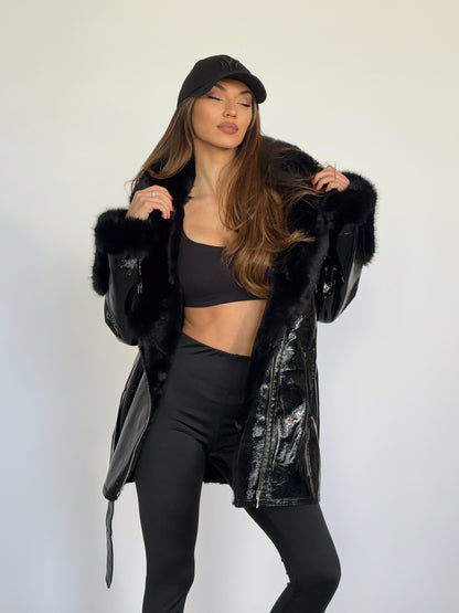 Яке Leila от лак с пух