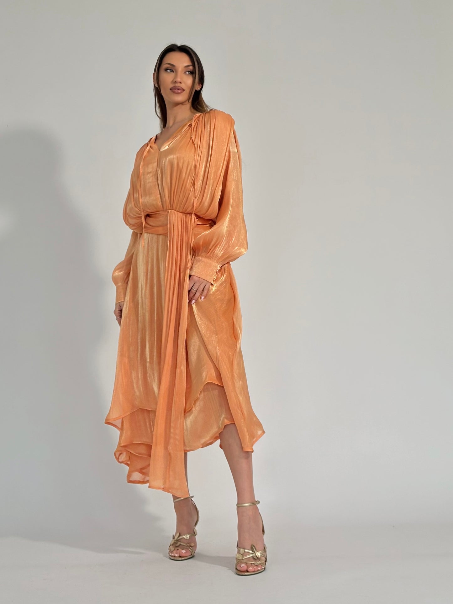 Сатенена рокля Carmella