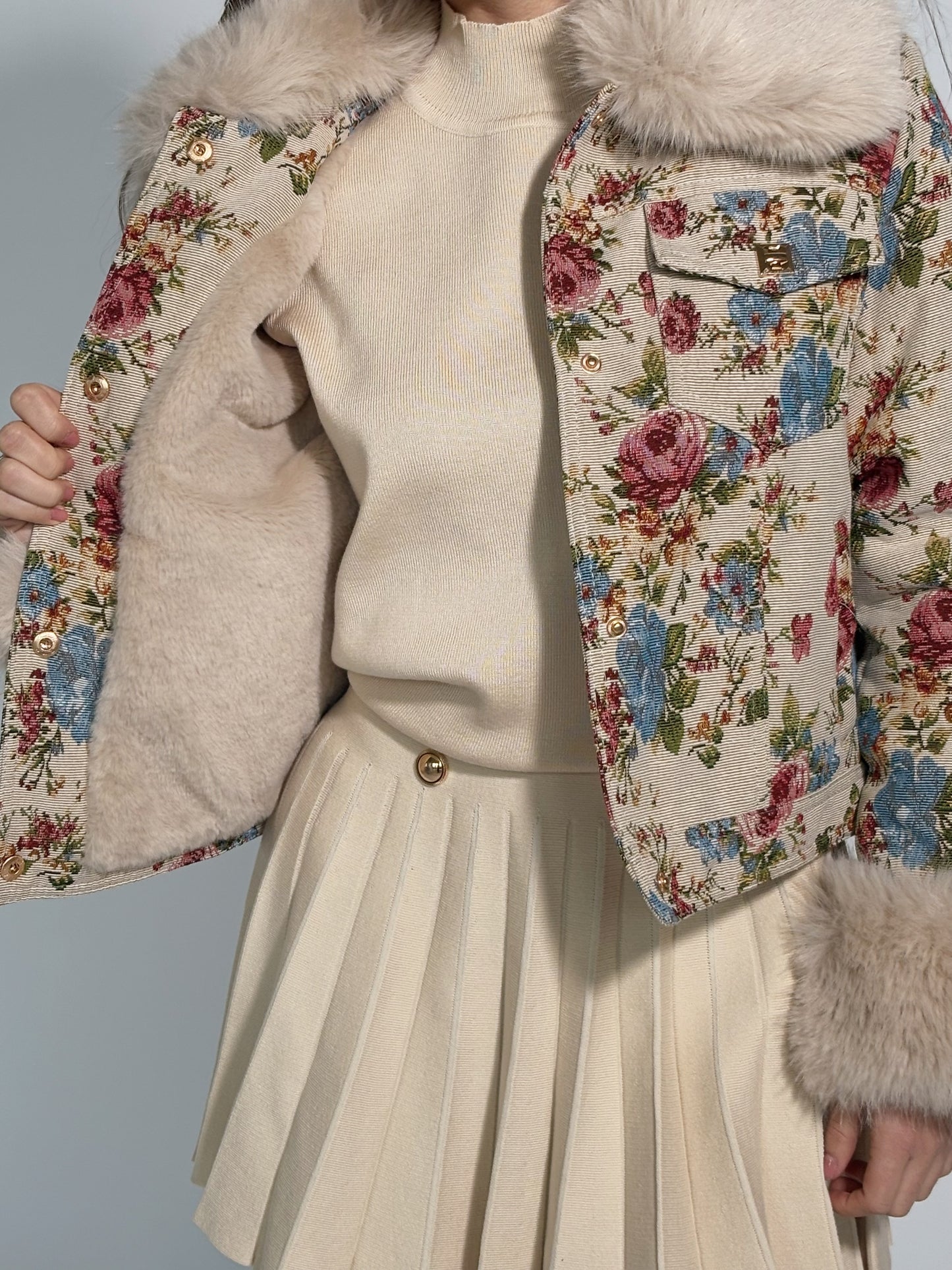 Яке Stellita с бродерия и пух