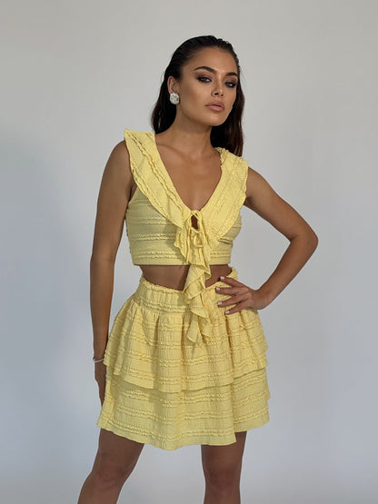 Belinda set