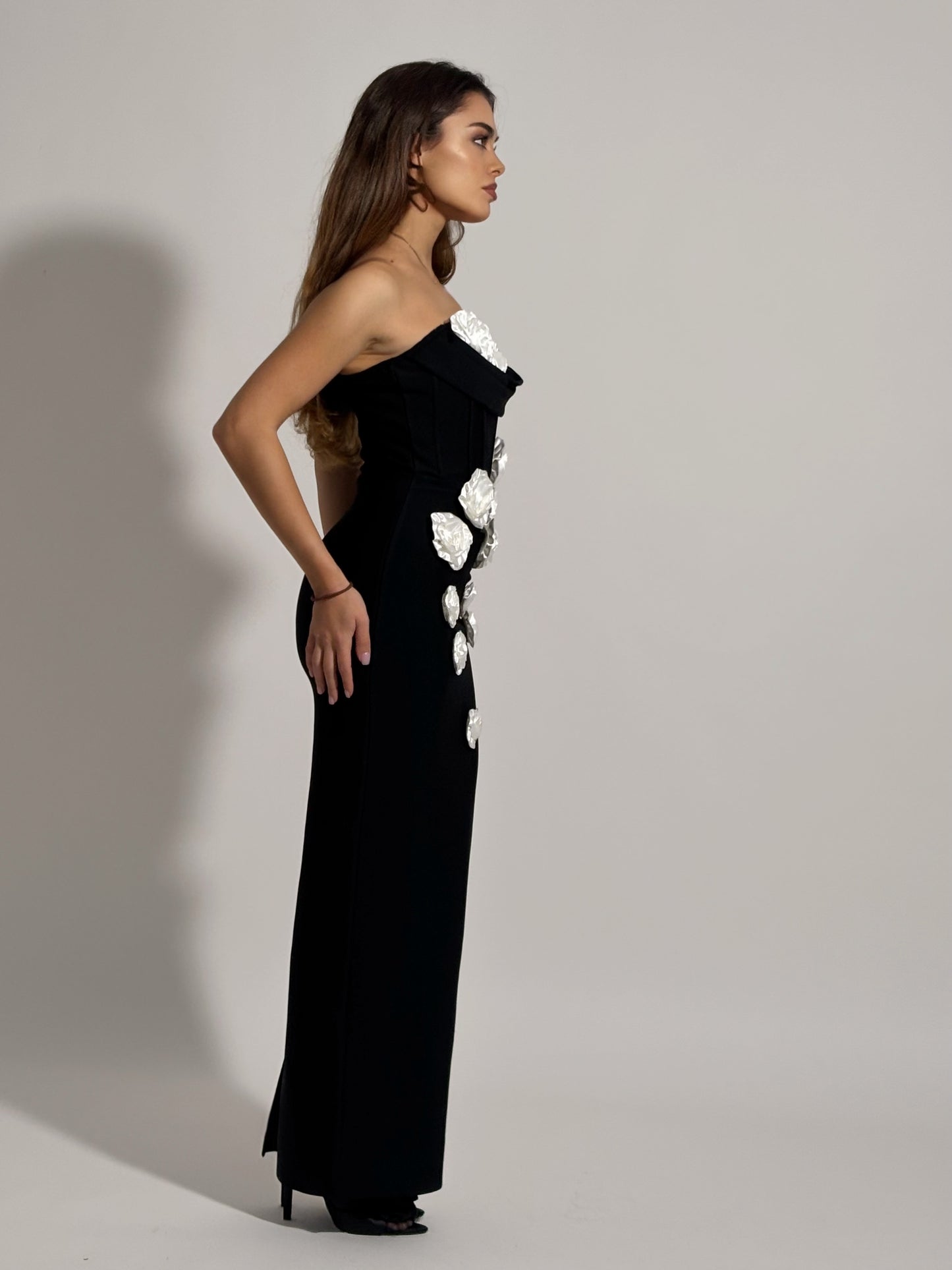 Бандажна рокля Emi с рози