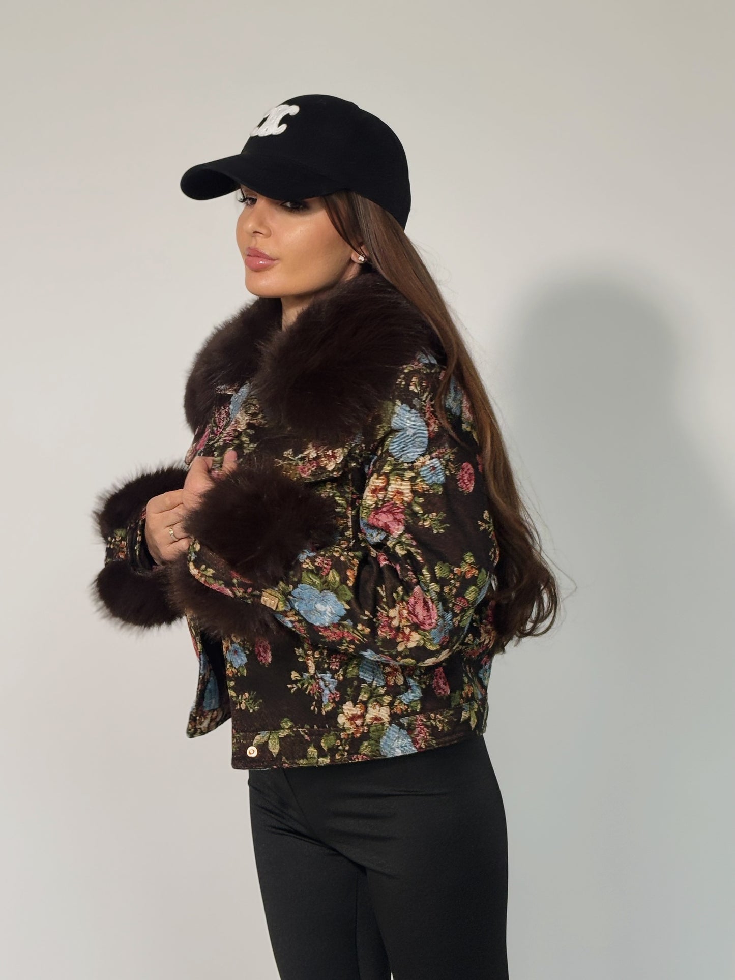 Яке Stellita с бродерия и пух