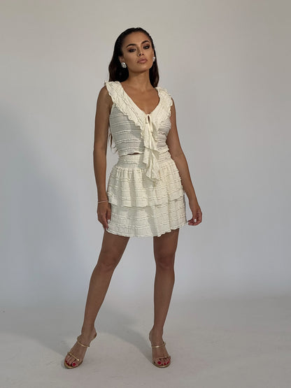 Belinda set