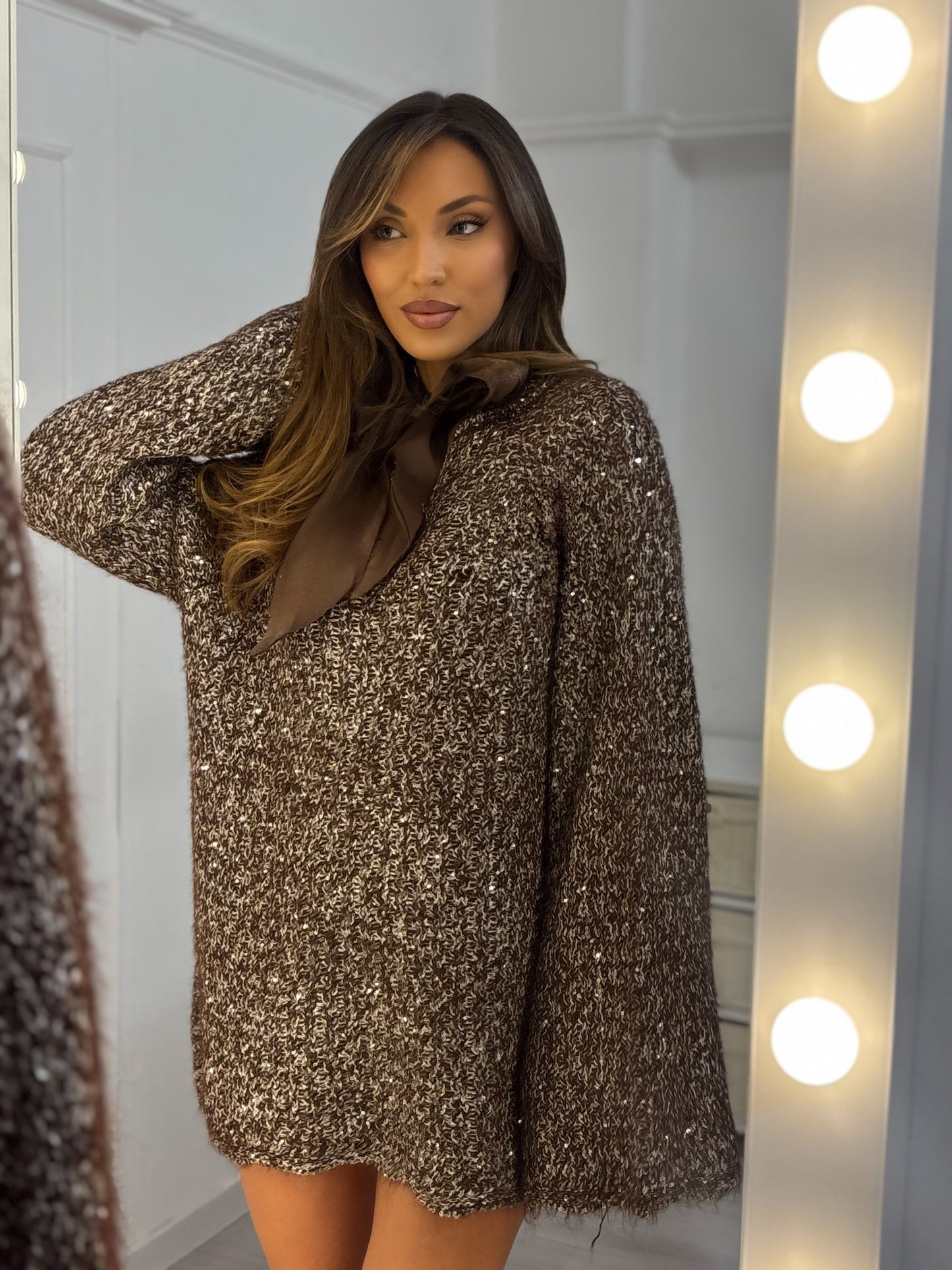 Пуловер Doris със сатенена панделка