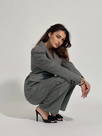 Костюм Viola с камъни и вълна