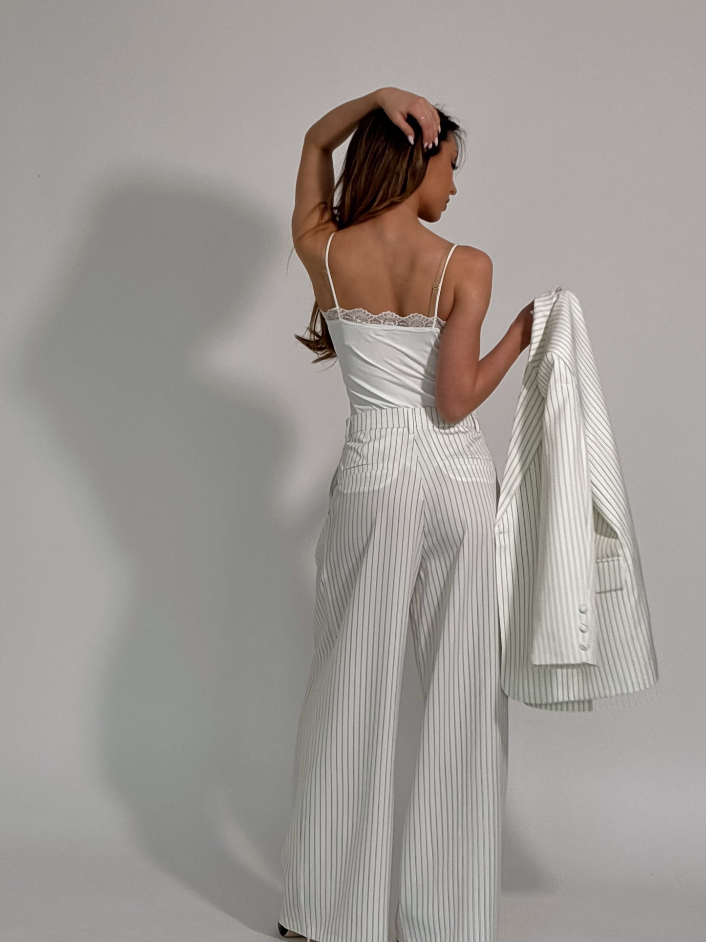 Lisima lace bodysuit