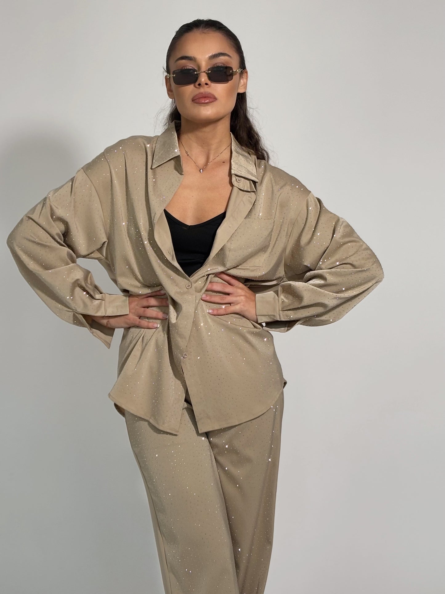 Сатенен комплект Ohara с камъни