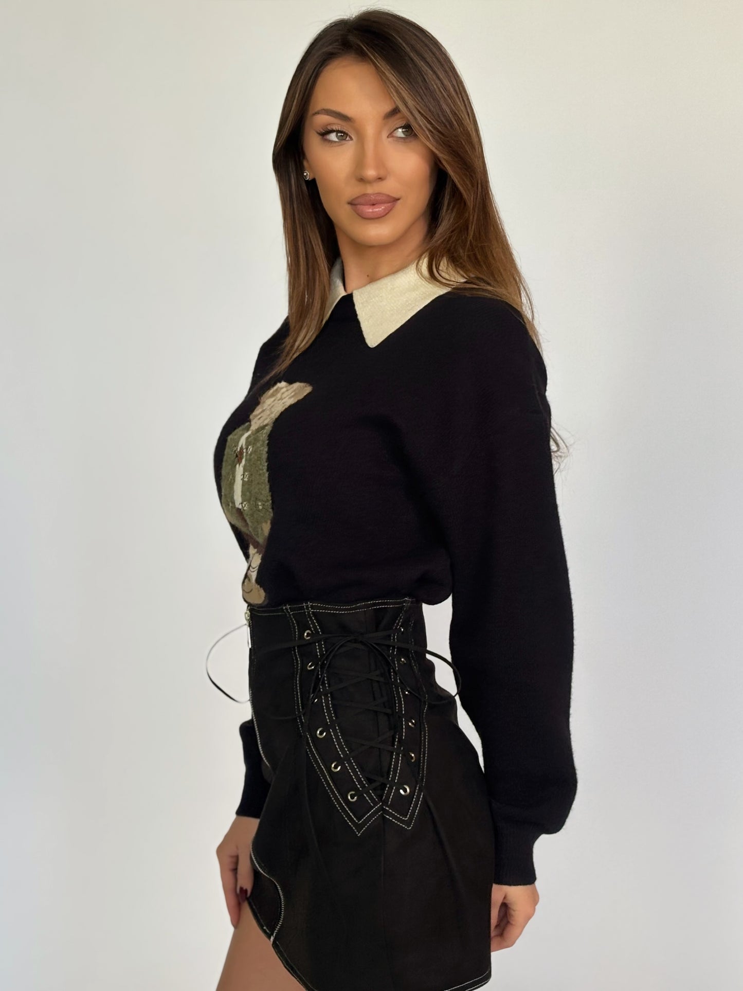 Велурена пола с връзки Jessi