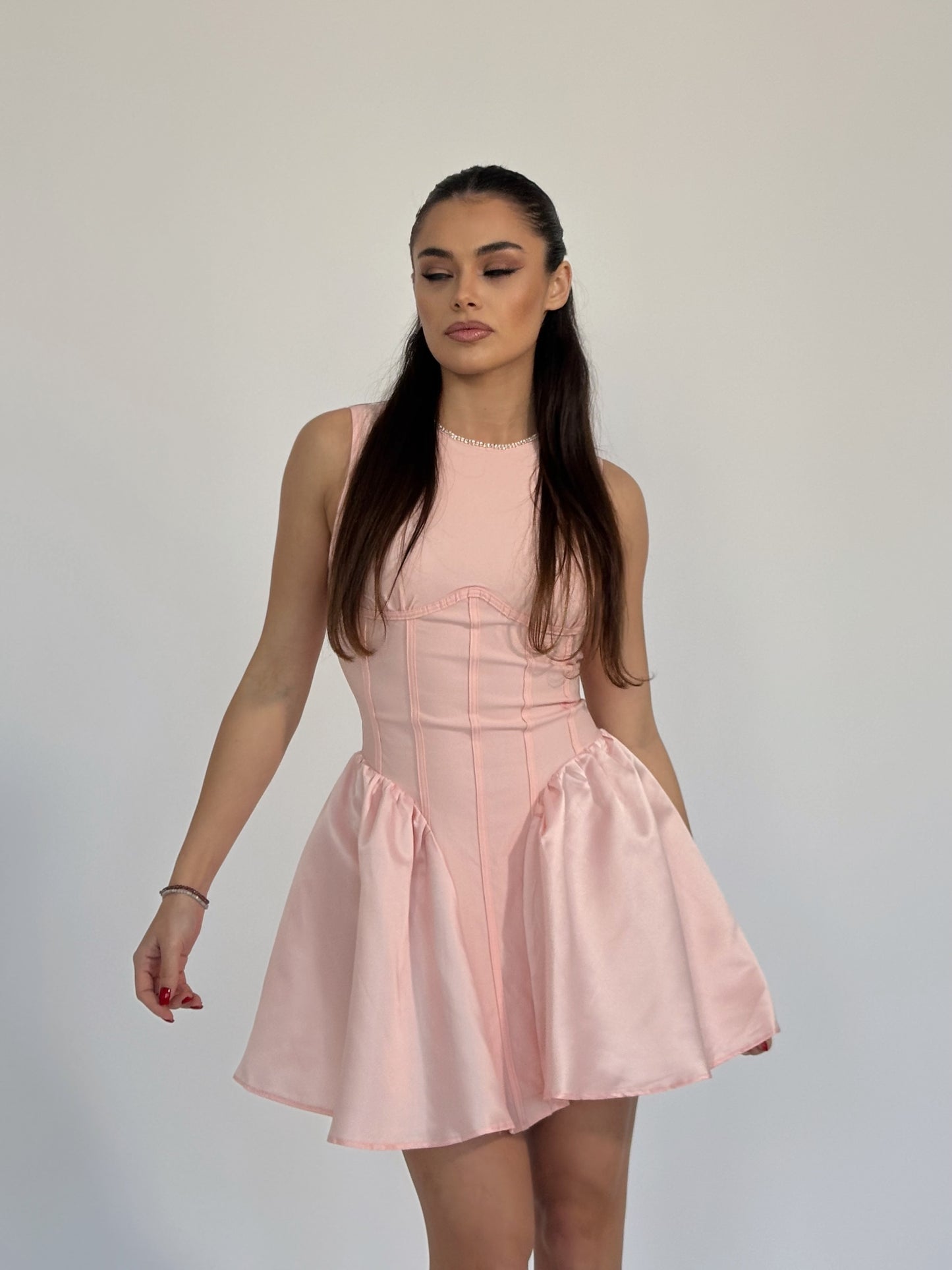 Рокля Lolla със сатен