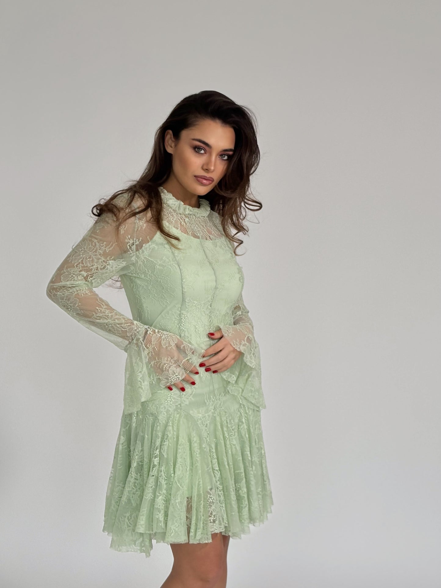 Дантелена рокля Talina