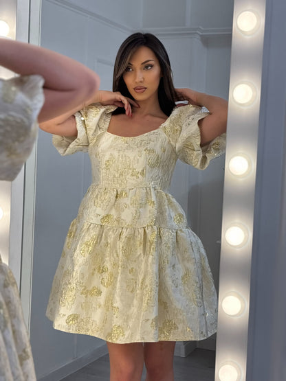 Рокля Glamour със златен ефект