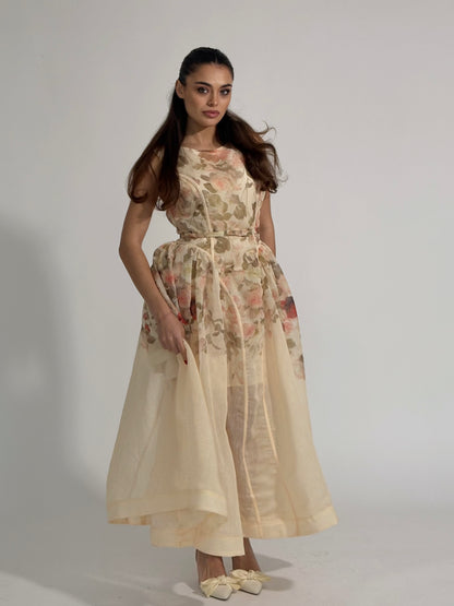Rochie barocă cu curea panglică